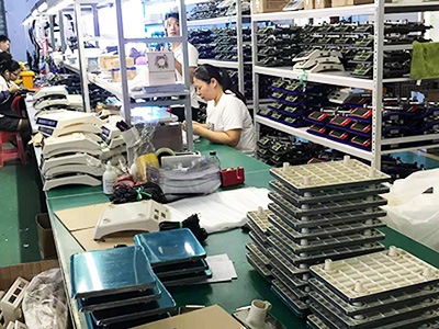 巨衡電子秤制作生產(chǎn)車(chē)間